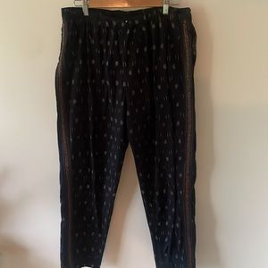 Anthropologie Pull on Pant Size M